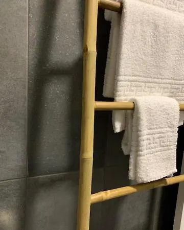 Bus Station & Guest house Coimbra