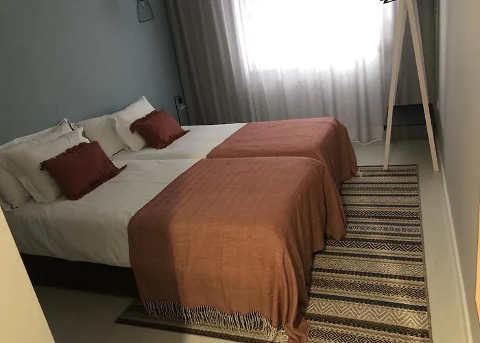 Bus Station & * Coïmbre