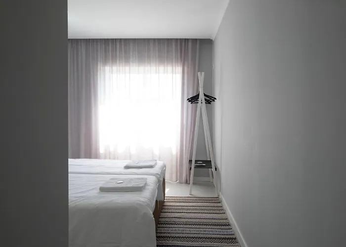 Bus Station & ゲストハウス