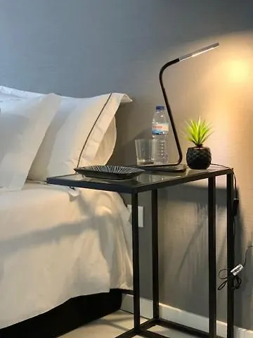 Bus Station & ゲストハウス *