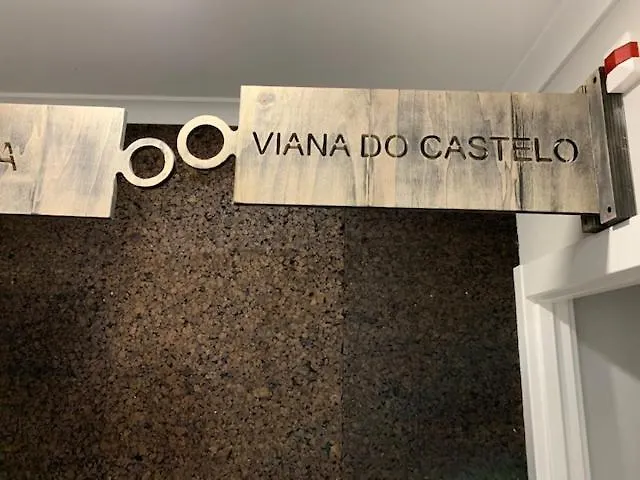 ゲストハウス Bus Station & コインブラ