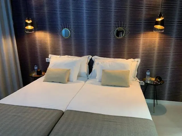 Bus Station & ゲストハウス