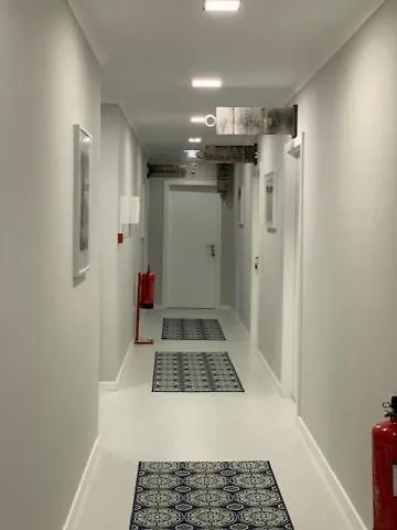 ゲストハウス Bus Station &